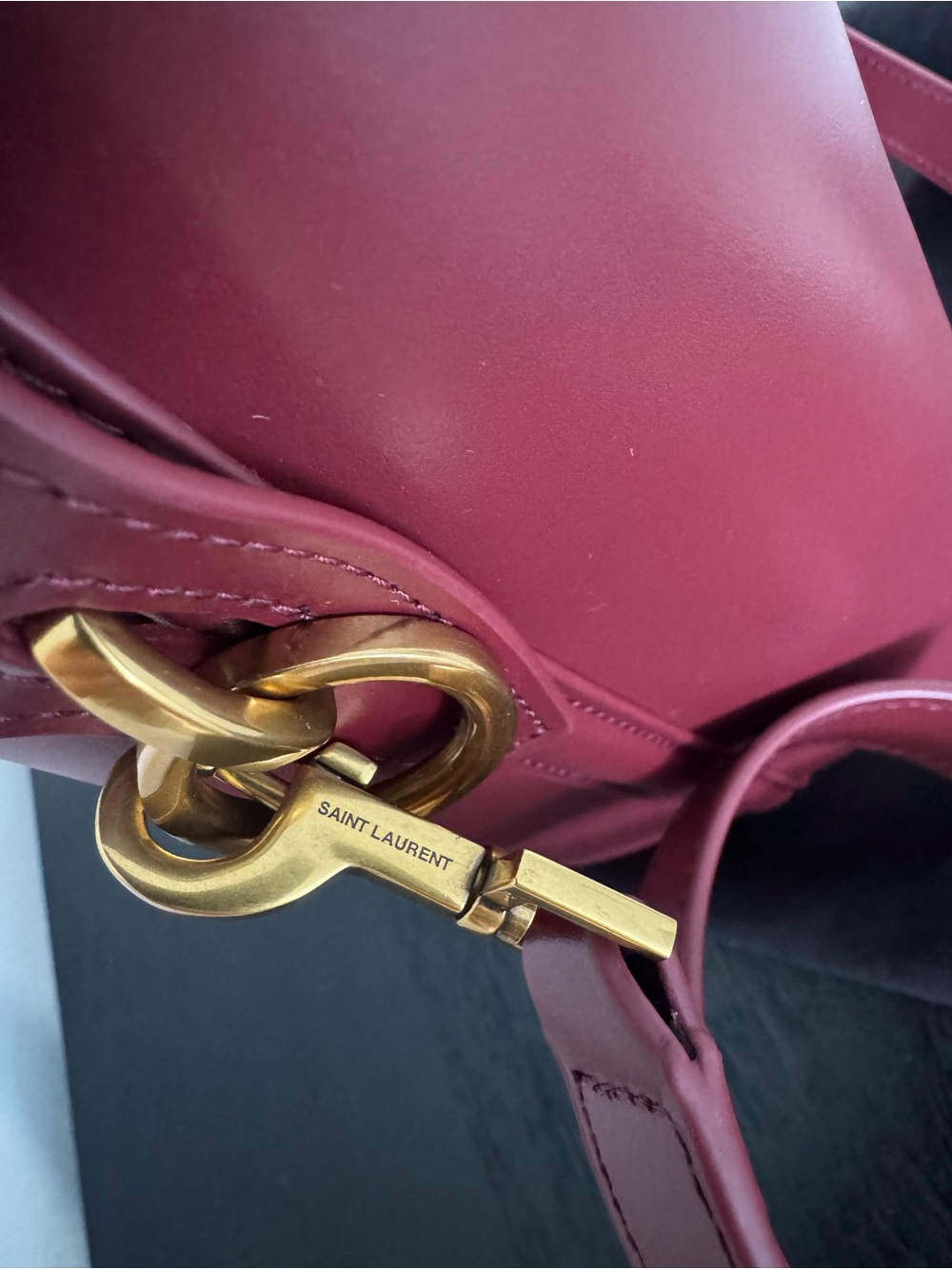 Saint Laurent Shoulder Bag - Picture 4 of 6